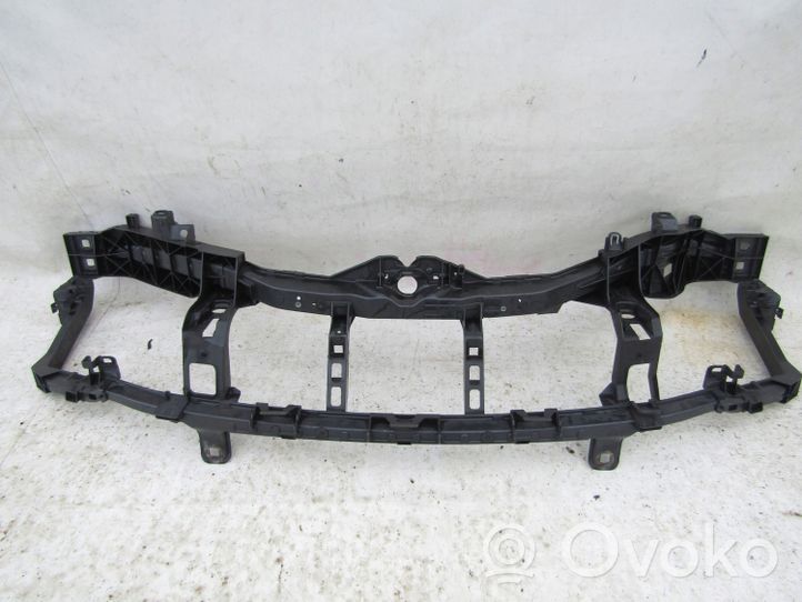 Ford Kuga I Staffa del pannello di supporto del radiatore parte superiore A8V418B041