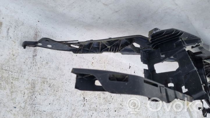 Volvo V60 Staffa del pannello di supporto del radiatore parte superiore 31416114AA