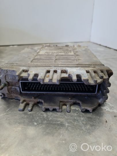 Volkswagen Transporter - Caravelle T4 Sterownik / Moduł ECU 074906021S