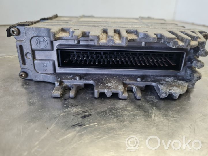 Volkswagen Polo III 6N 6N2 6NF Sterownik / Moduł ECU 0261203931