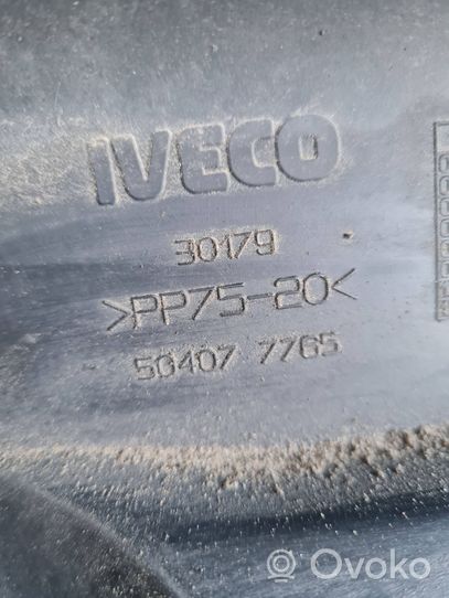 Iveco Daily 3rd gen Jäähdyttimen jäähdytinpuhaltimen suojus 504077765