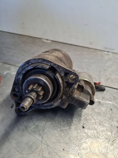 Volkswagen PASSAT B2 Starter motor 1005822457