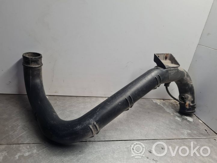 Mercedes-Benz Sprinter W901 W902 W903 W904 Wąż / Rura intercoolera 9015280308