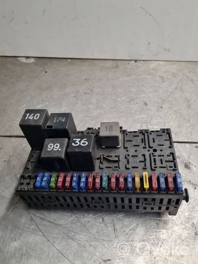 Volkswagen Sharan Fuse box set 357937039