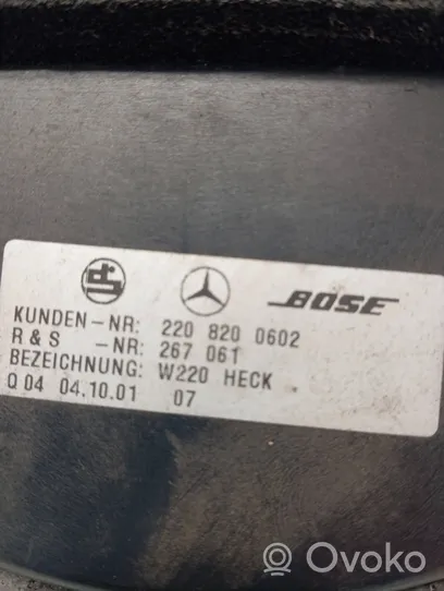 Mercedes-Benz S W220 Subwoofer-bassokaiutin 2208200602