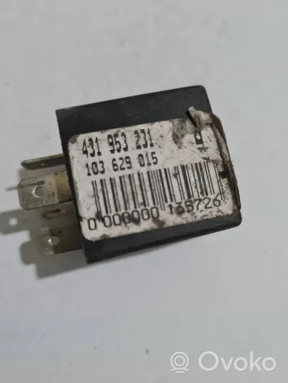 Volkswagen Transporter - Caravelle T4 Light relay 431953231