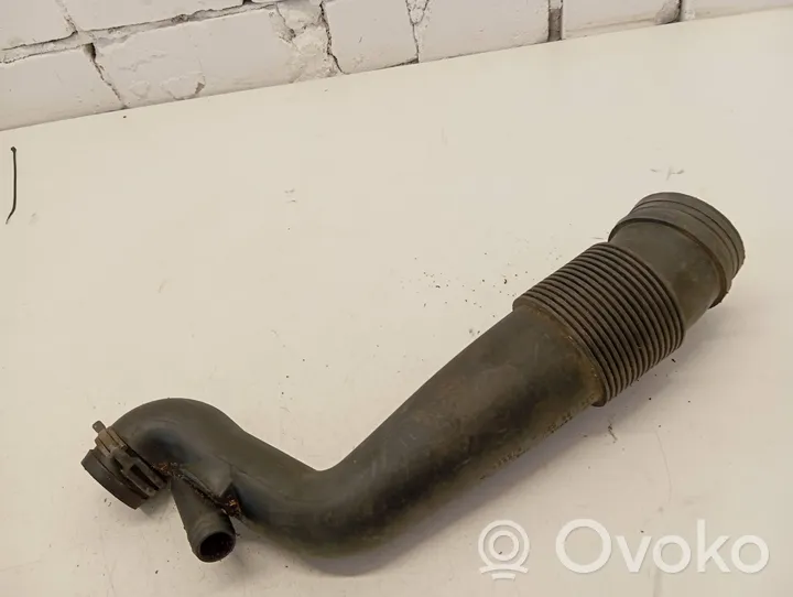 Volkswagen Transporter - Caravelle T4 Air intake hose/pipe 028129627L