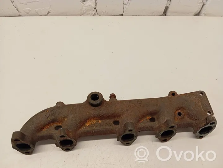 Volkswagen II LT Exhaust manifold 074253033N