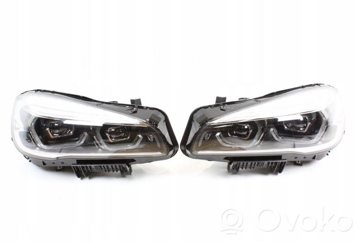 BMW 2 F45 Lampy przednie / Komplet 