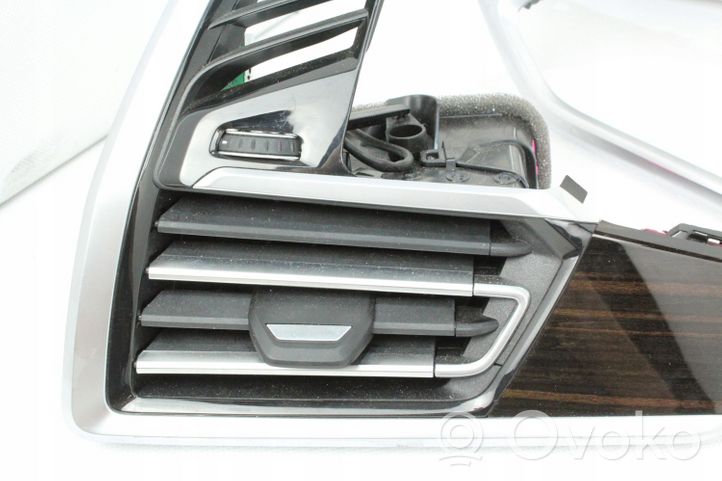 BMW X7 G07 Inny element deski rozdzielczej 