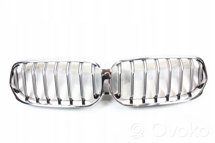 BMW 6 G32 Gran Turismo Grille calandre supérieure de pare-chocs avant 9853638-03