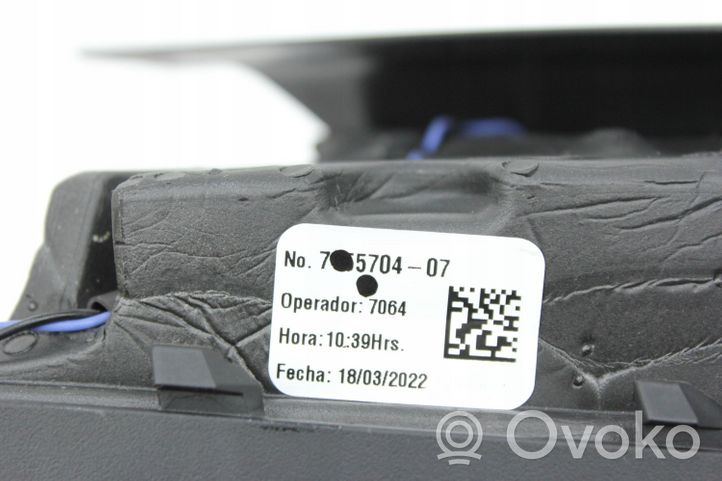 BMW X6 G06 Copertura altoparlante della portiera anteriore 