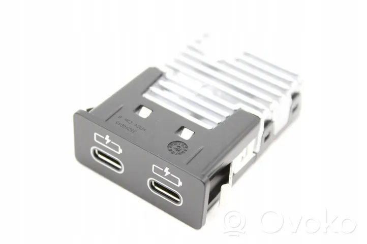 BMW X1 U11 USB-pistokeliitin 5A84181