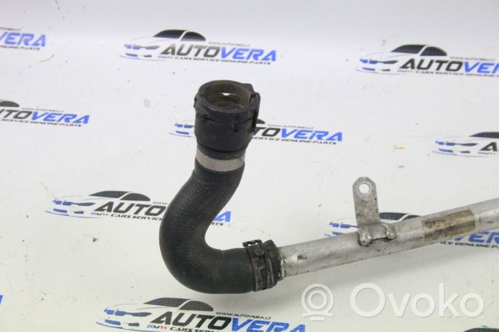 BMW M6 Tuyau de liquide de refroidissement moteur 7834116