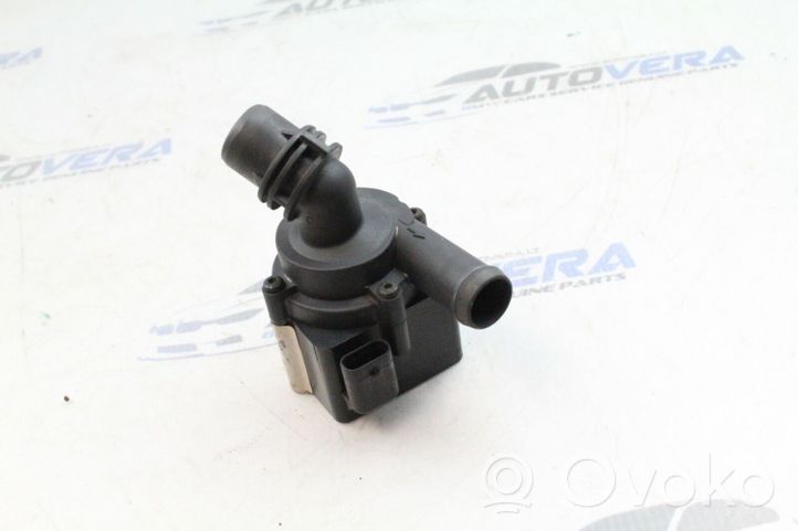 BMW X5 E70 Pompe à eau de liquide de refroidissement 9130413