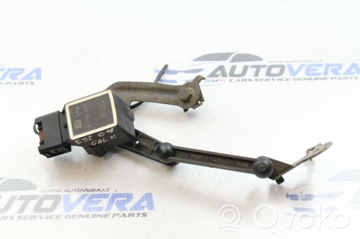 BMW 3 E90 E91 Aizmugurē balstiekārtas augstuma sensors 6778809