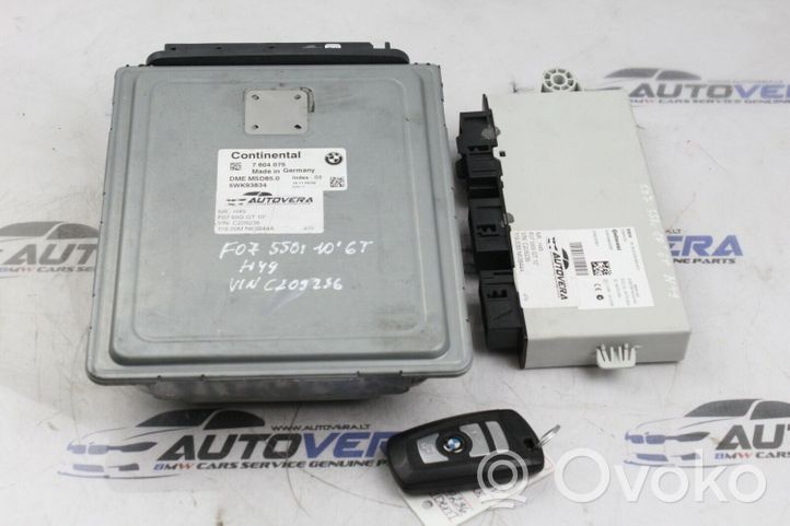 BMW 5 GT F07 Komputer / Sterownik ECU i komplet kluczy 7604075