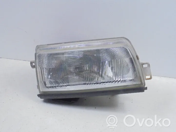 Daihatsu Charade Lampa przednia 110-51259R