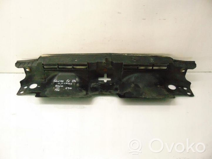 Hyundai Santa Fe Plaque avant support serrure de capot 