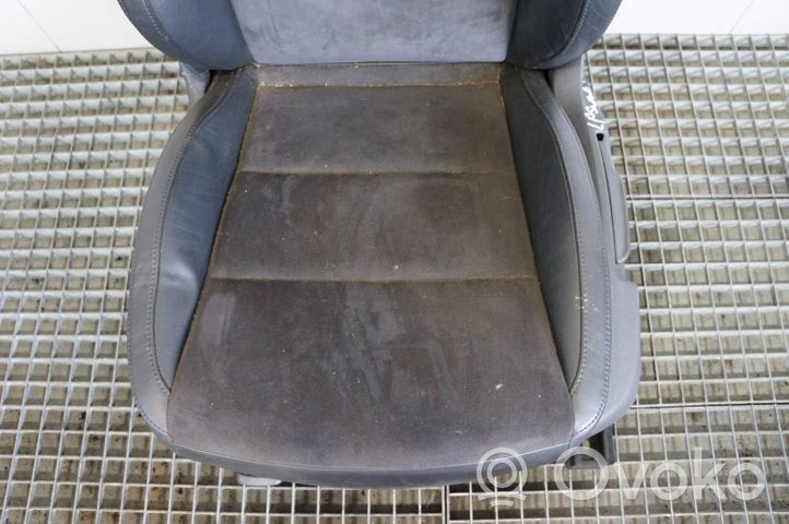 Skoda Superb B6 (3T) Fotel przedni kierowcy 
