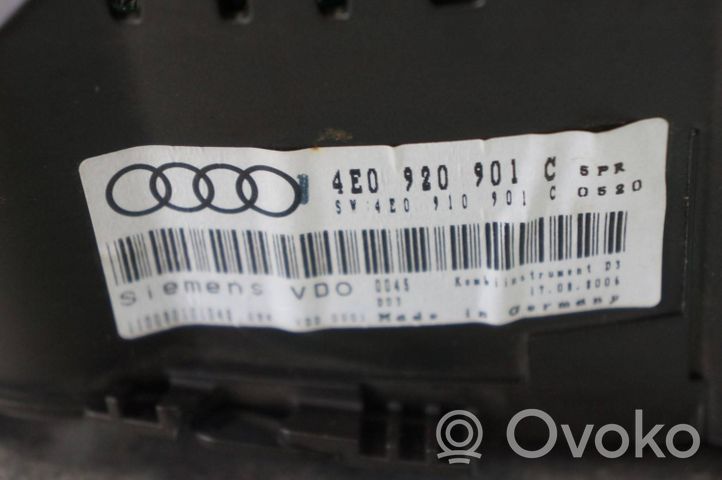 Audi A8 S8 D3 4E Spidometras (prietaisų skydelis) 4E0920901C
