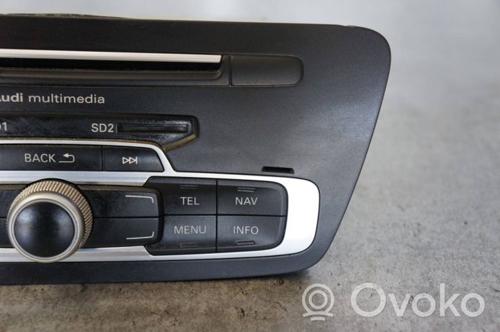 Audi Q3 8U Unidad delantera de radio/CD/DVD/GPS 8U1035192A