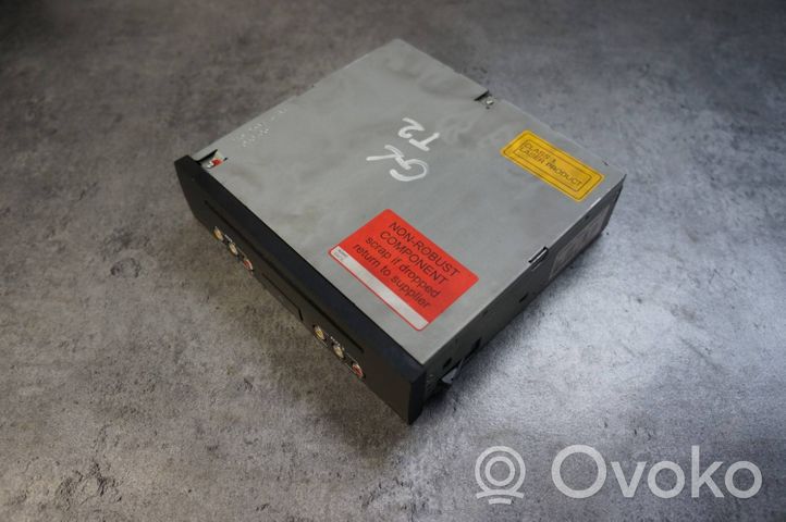 Mercedes-Benz GL X164 Videon ohjainlaite A2518202526