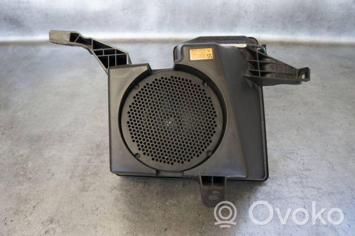 Mercedes-Benz GL X164 Subwoofer-bassokaiutin A1648203502