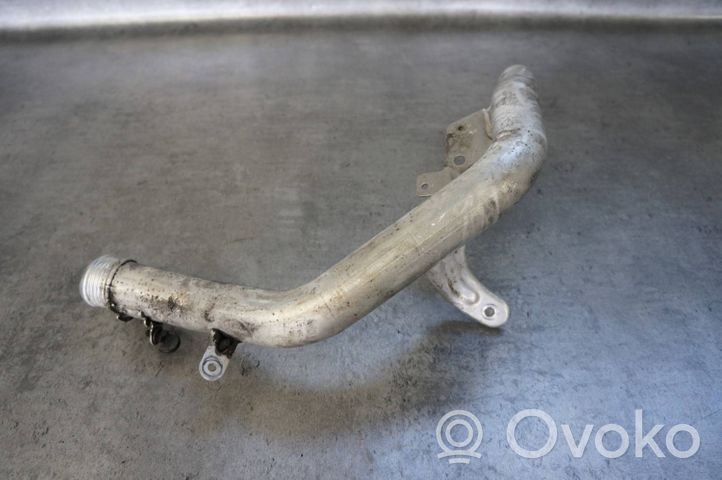 Volvo V40 Cross country Tube d'admission de tuyau de refroidisseur intermédiaire 31370340