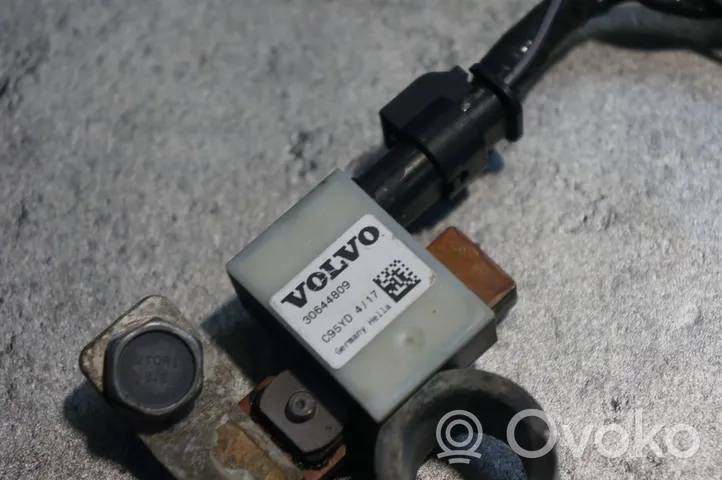 Volvo V40 Relais de batterie fusible 30659192-3