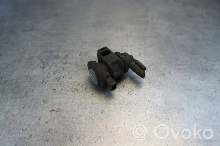 Infiniti FX Valve vacuum EV-521