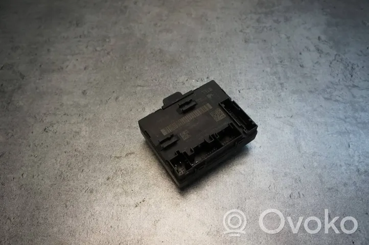 Audi TT TTS RS Mk3 8S Oven ohjainlaite/moduuli 5Q0959592D