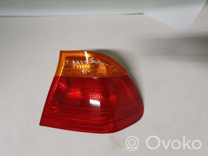 BMW 3 E46 Galinis žibintas kėbule 8364922