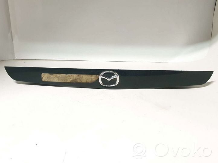 Mazda 626 Listwa oświetlenie tylnej tablicy rejestracyjnej GG3E50810