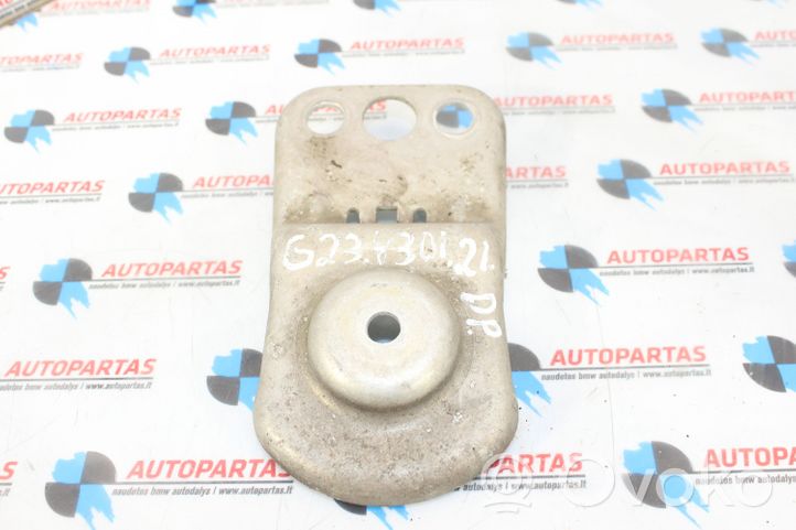 BMW 4 G22 G23 G24 G26 Muu takaiskunvaimentimien osa 6876805