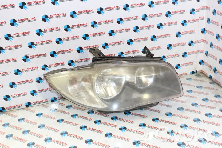 BMW 1 E81 E87 Lampa przednia 7193390