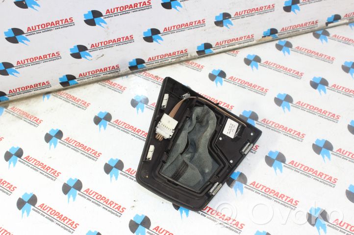 BMW X3 E83 Rivestimento in plastica cornice della leva del cambio 7056025