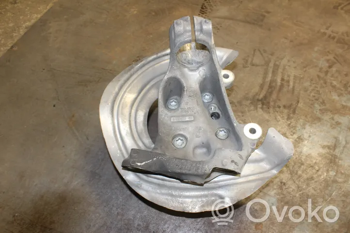 BMW 2 F22 F23 Achsschenkel vorne 6792286