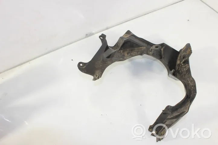 BMW 7 F01 F02 F03 F04 Couvre-soubassement avant 7228686