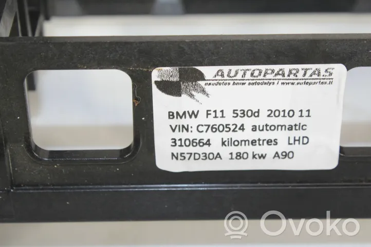BMW 5 F10 F11 Altra parte interiore 9166665