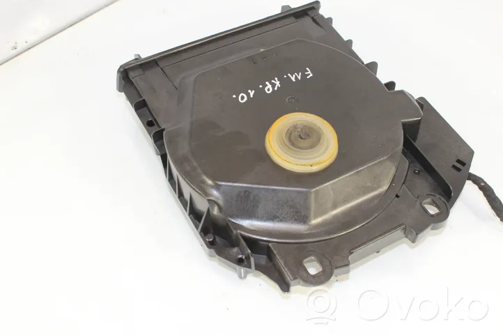 BMW 5 F10 F11 Enceinte subwoofer 9195199