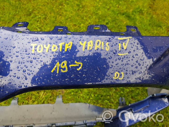 Toyota Yaris XP210 Zderzak przedni 52119K0050