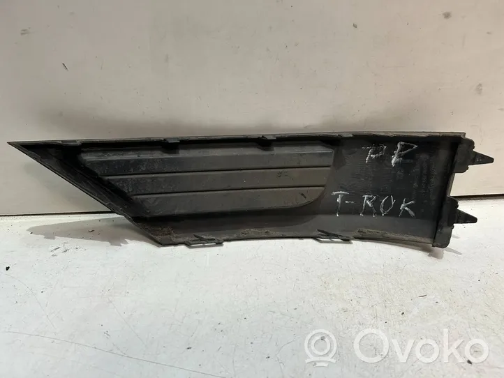 Volkswagen T-Roc Priešrūkinio žibinto apdaila/ grotelės 2GA853666