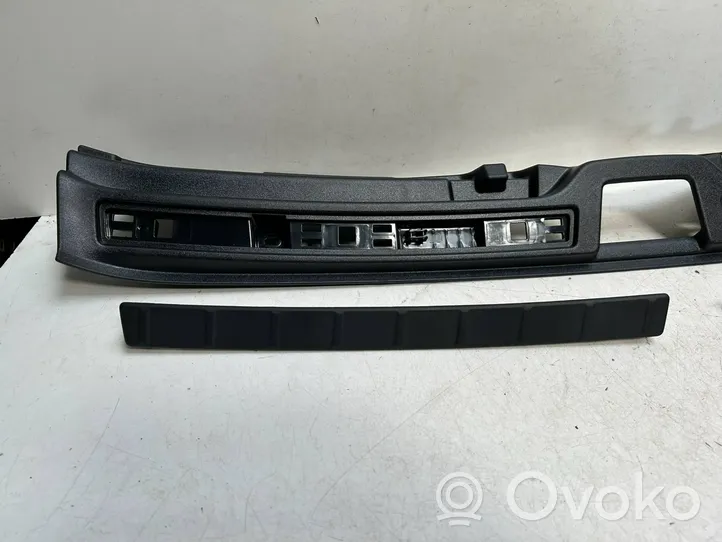 Volvo XC40 Trunk/boot sill cover protection 31440884