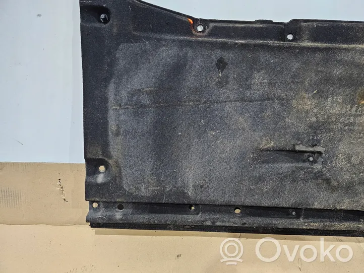 Audi A4 S4 B9 Couvercle de plateau inférieur 8W0825207