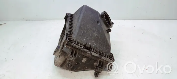 Audi A4 S4 B7 8E 8H Scatola del filtro dell’aria 059133835A