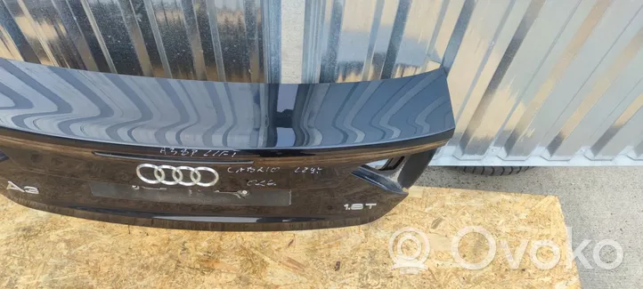 Audi A3 S3 8P Tylna klapa bagażnika 