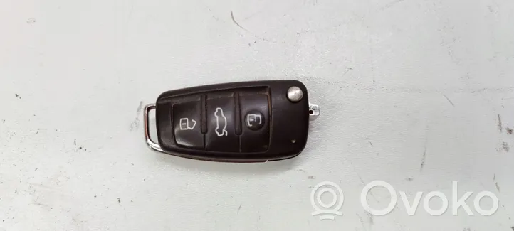 Audi A3 S3 8P Ignition key/card 8P0837220