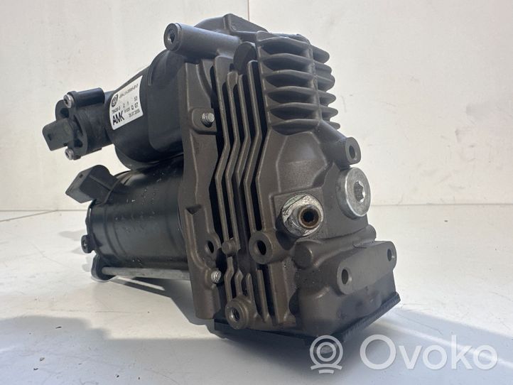 BMW X5 E70 Supporto del compressore ad aria dello pneumatico 764380