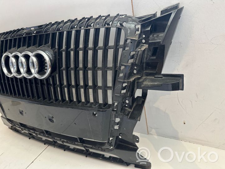 Audi Q5 SQ5 Maskownica / Grill / Atrapa górna chłodnicy 8R0853651